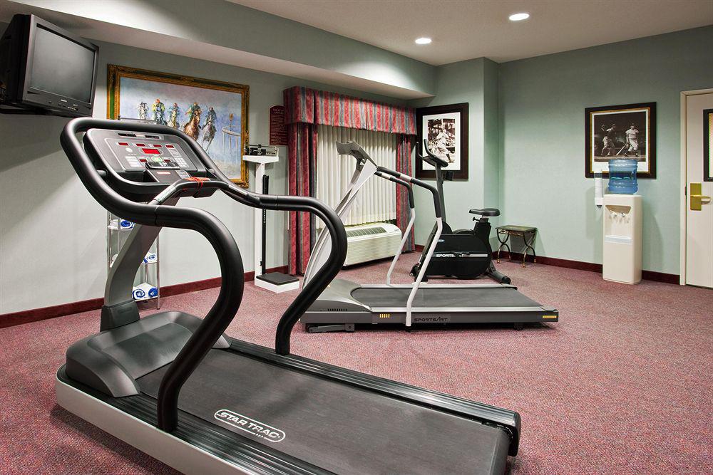 Hotel Express & - Sharon-hermitage By Ihg