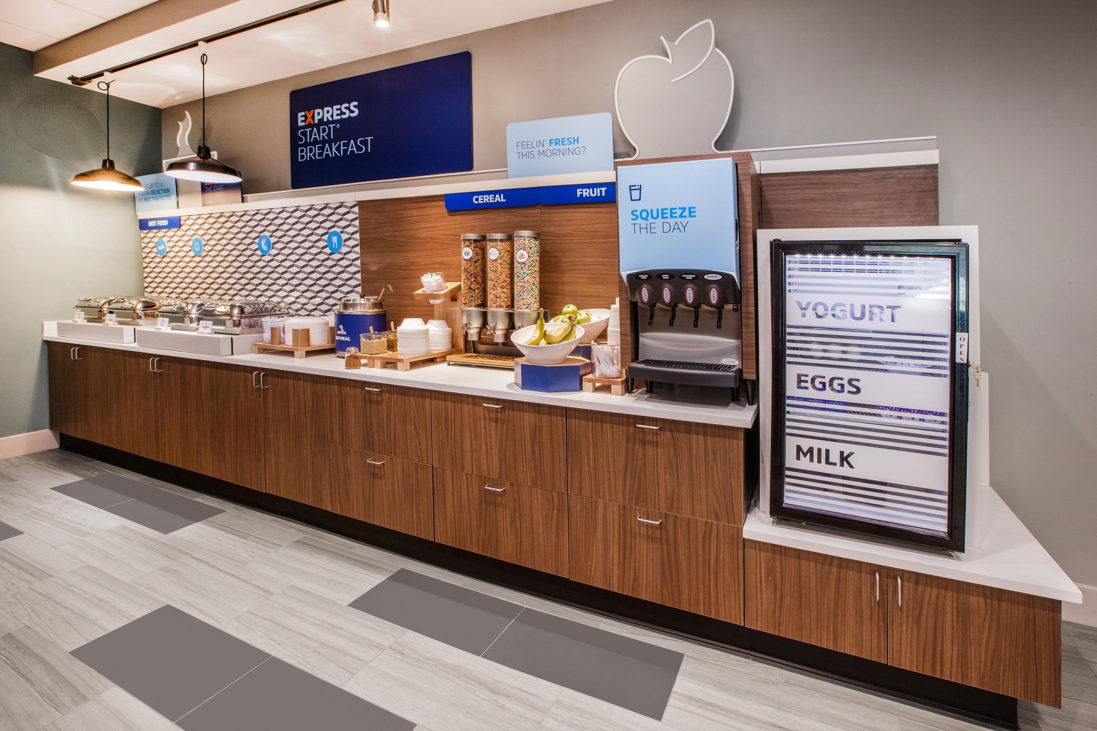 Express & - Sharon-hermitage By Ihg