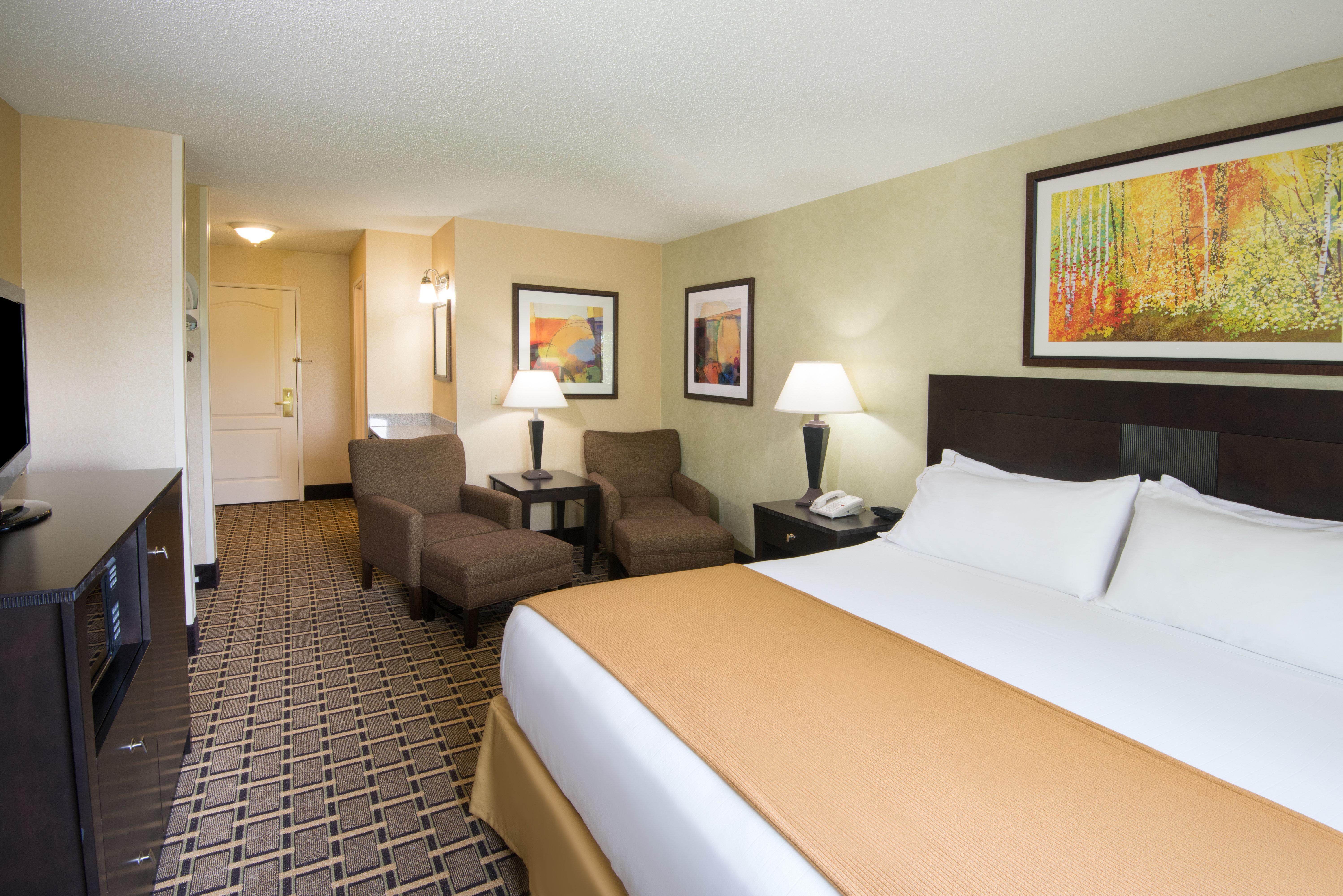 Hotel Express & - Sharon-hermitage By Ihg West Middlesex